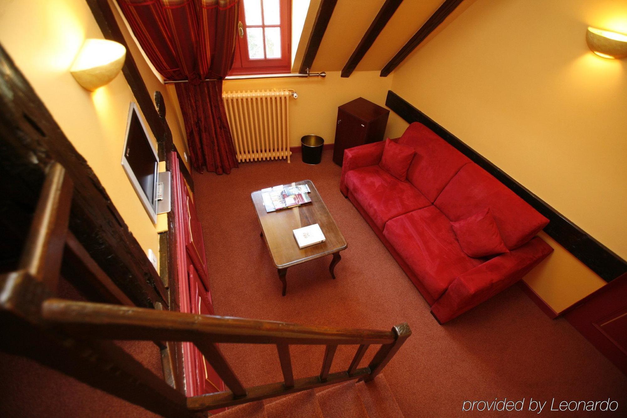 Hotel Chateau De Castel Novel - Les Collectionneurs Varetz Luaran gambar