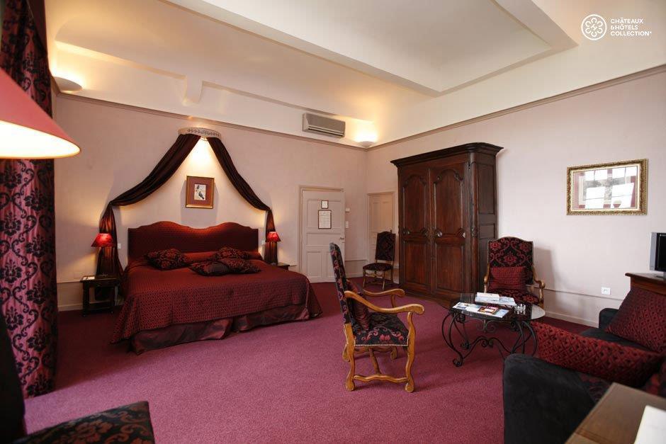 Hotel Chateau De Castel Novel - Les Collectionneurs Varetz Bilik gambar